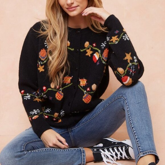 Women's Holiday Snowflakes Ornaments Embroidered Black Cardigan Sweater S-XL - Picture 3 of 6